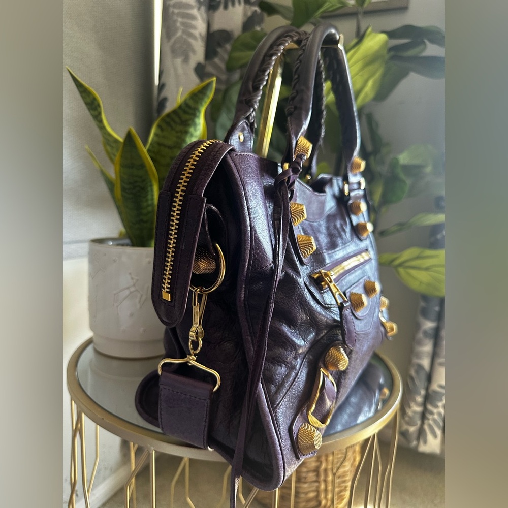 Balenciaga Lambskin The Giant Town Bag - Picture 4 of 11